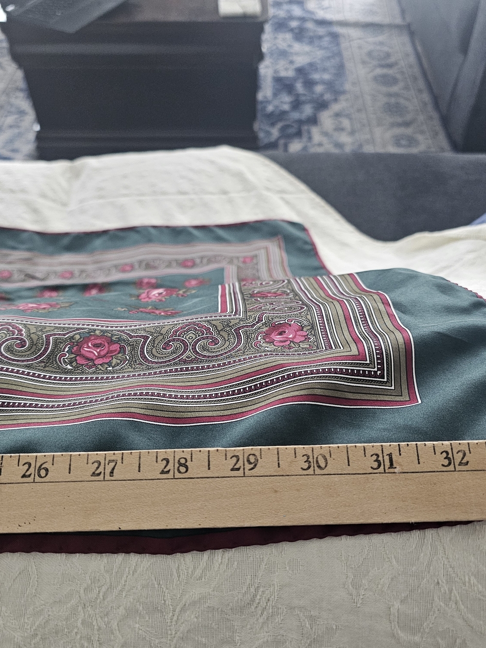 Vtg Italian Pure Silk Square Scarf Pink Roses Scroll Paisley Border Dark Green - Picture 8 of 8